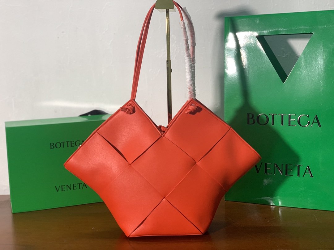 Top Quality Shoulder Bag Oranges, For Women, Women’s Bags 17.7in/45cm