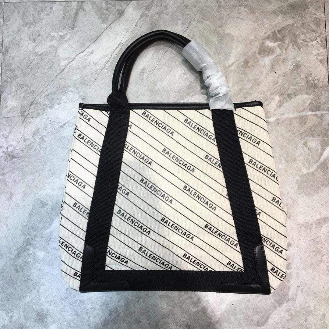 Top Quality Navy MeTop Qualityum Cabas Tote Bag In White, For Women, Bags 14.1in/36cm
