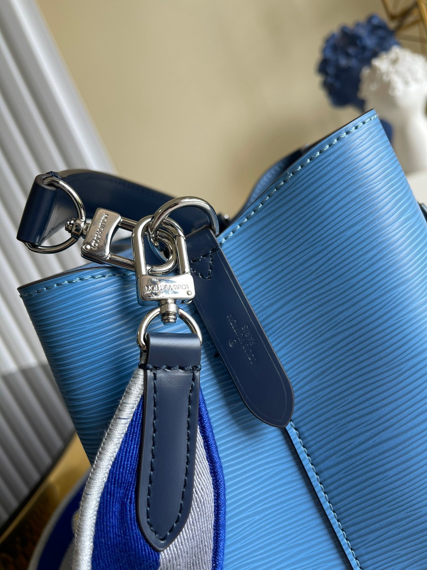 Top Quality NeoNoe BB Bucket Bag Bleuet Blue For Women, Shoulder And Crossbody Bags 7.9in/20cm Top Quality M57691