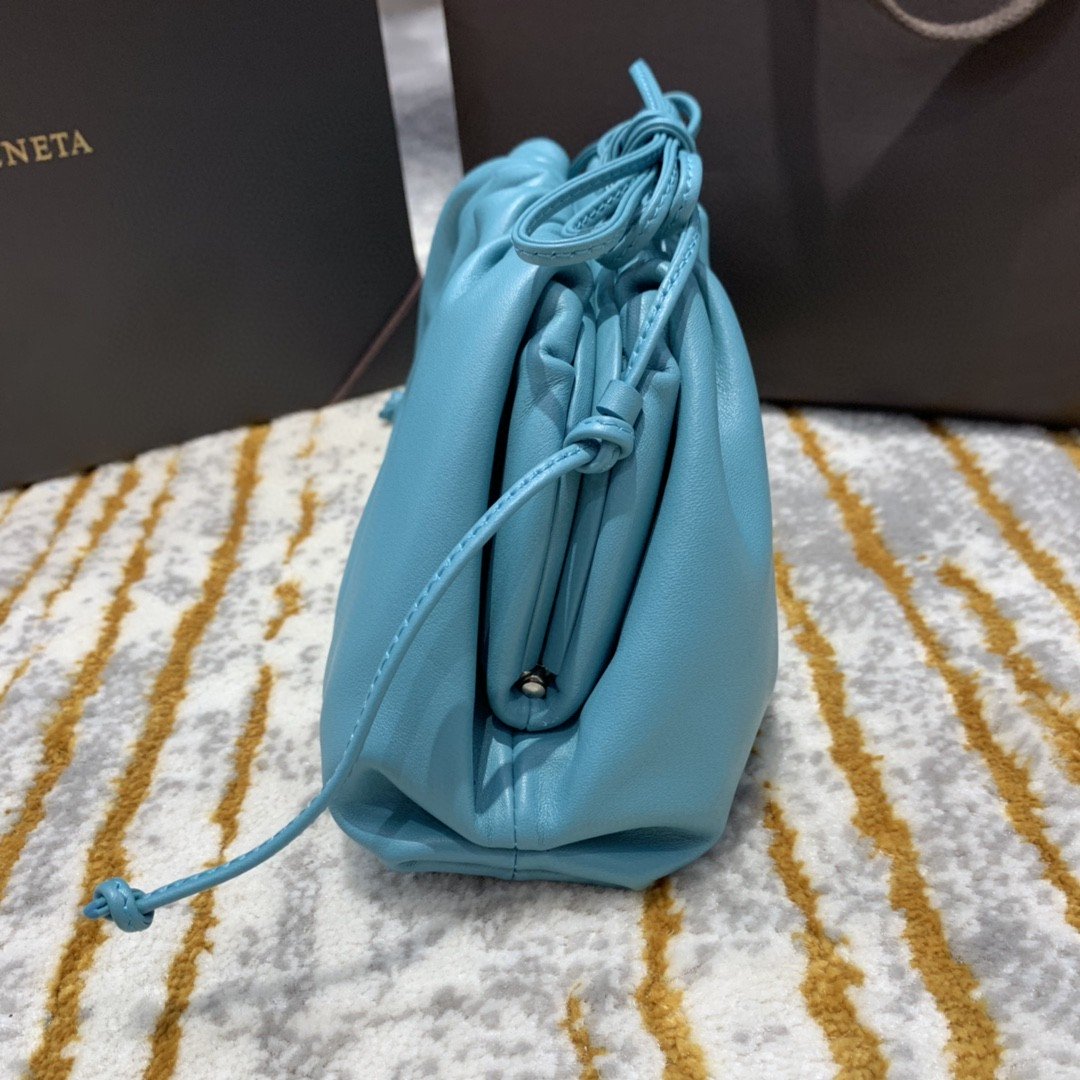 Top Quality Mini Pouch For Women 8.6in/22cm In Blue