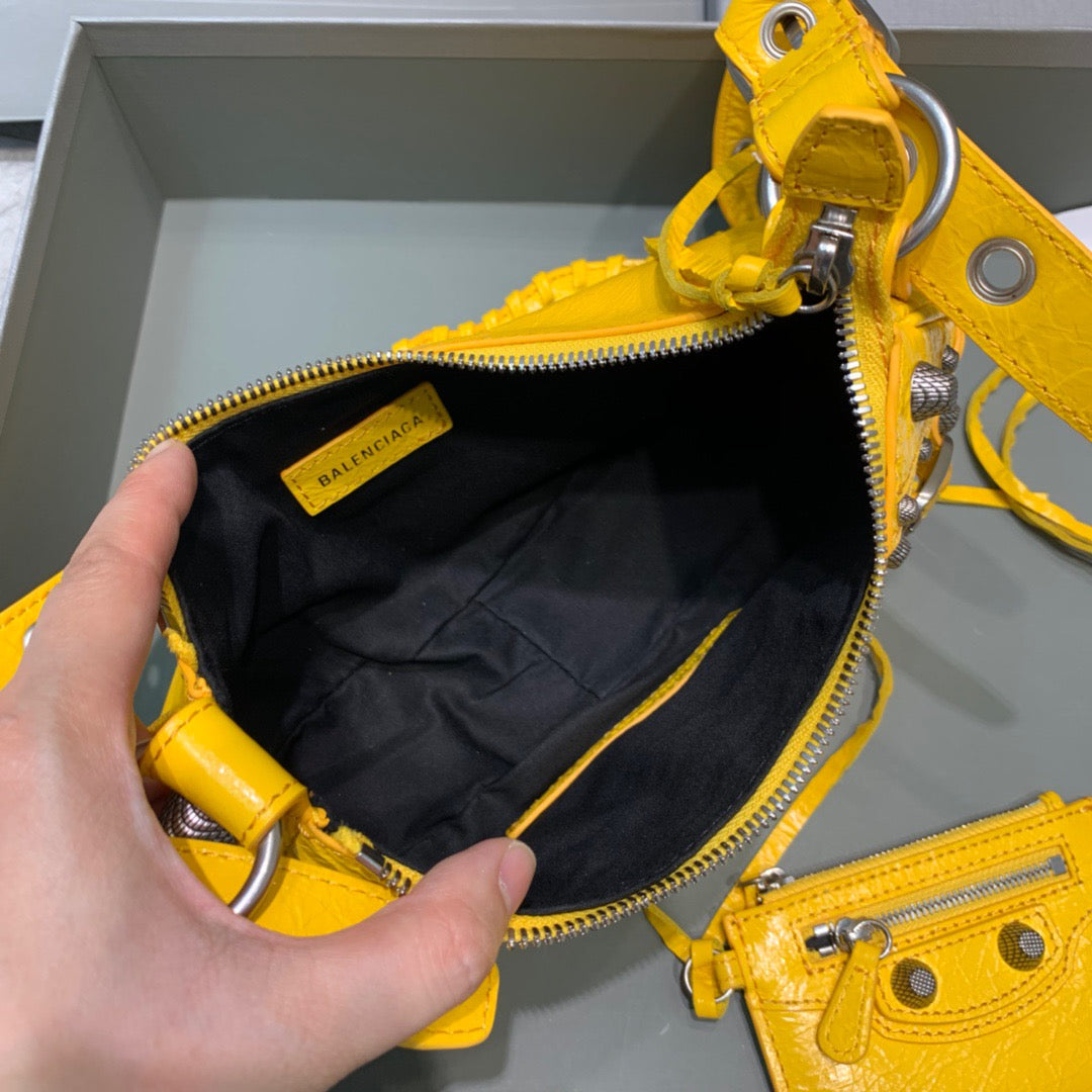Top Quality Le Cagole XS Shoulder Bag In Yellow, For Women, Bags 10.2in/26cm