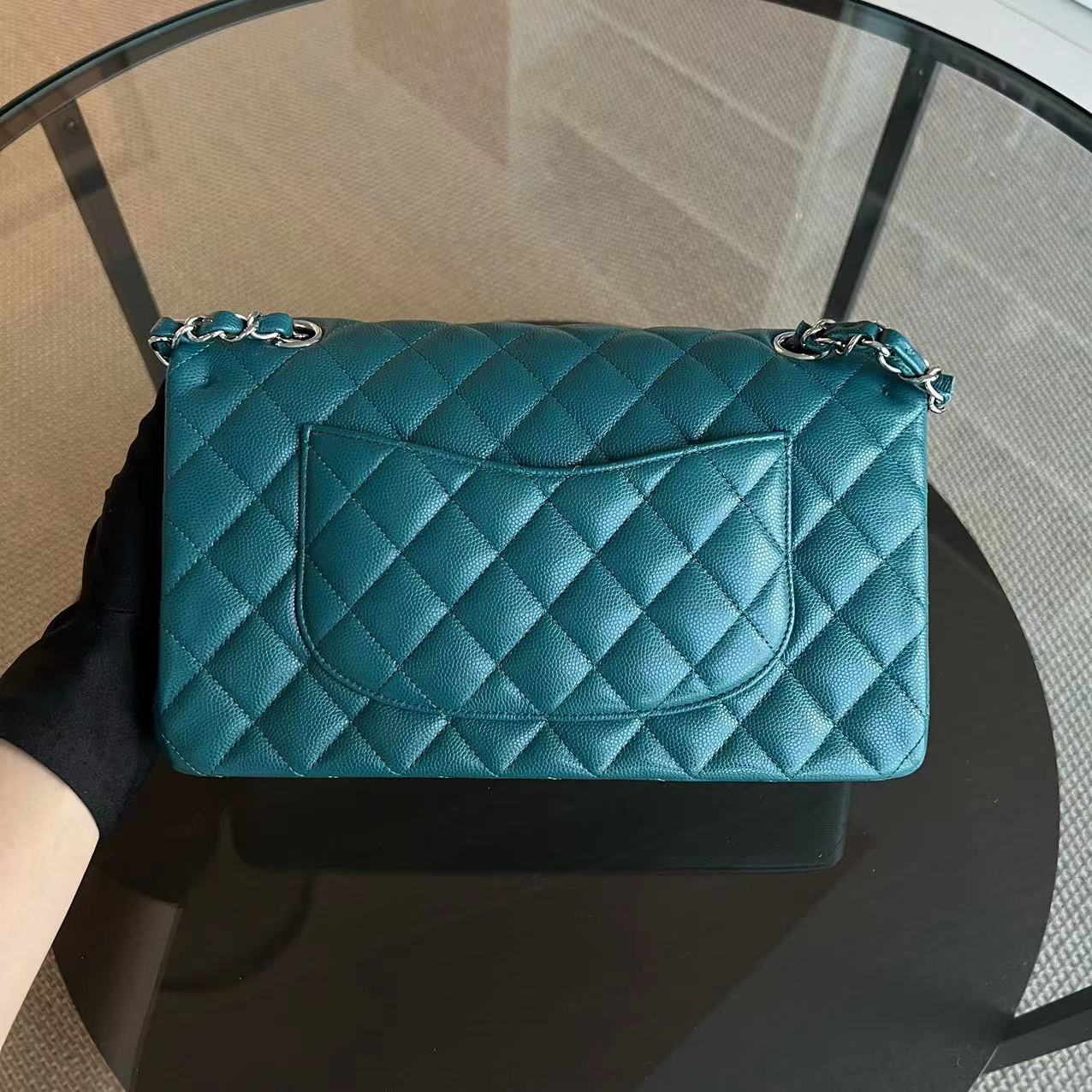 *Un d* Chanel Classic Flap Medium - Caviar Quilted Calfskin Green Blue SHW No 26