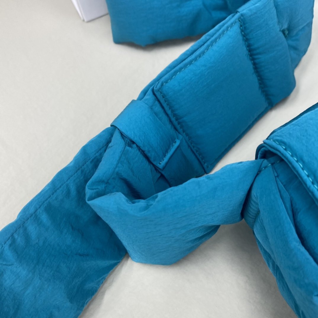 Top Quality Padded Tech Cassette Bag For Women 11.8in/30cm In Blue 628951VBO814634