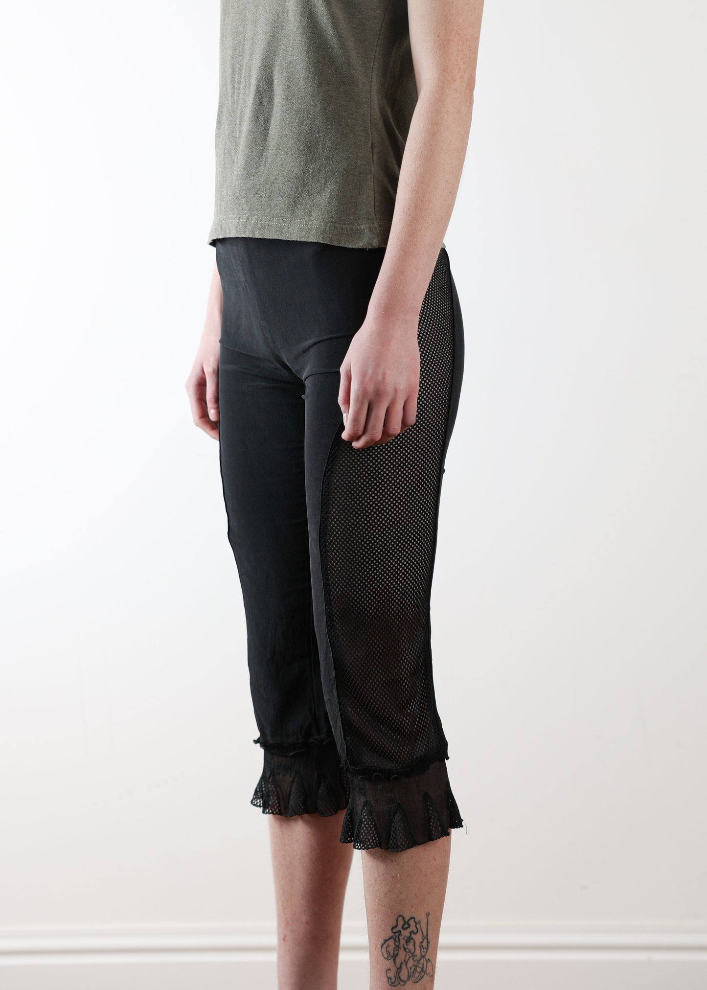 Prada 3/4 Black Capri Tro rs