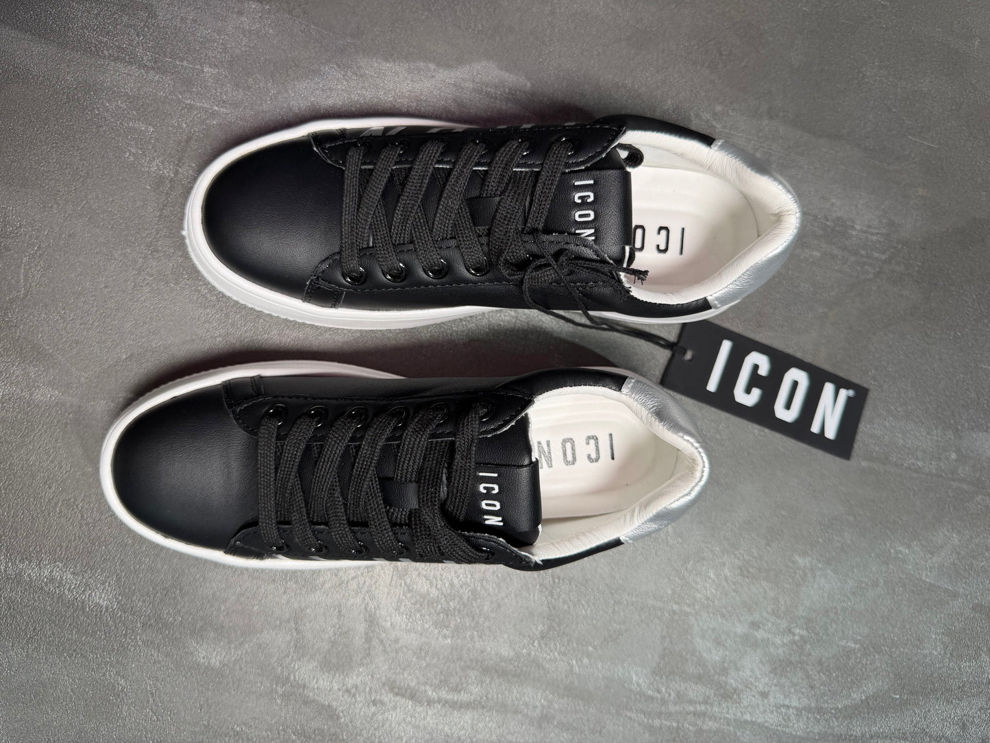 Sneaker icon nero/silver