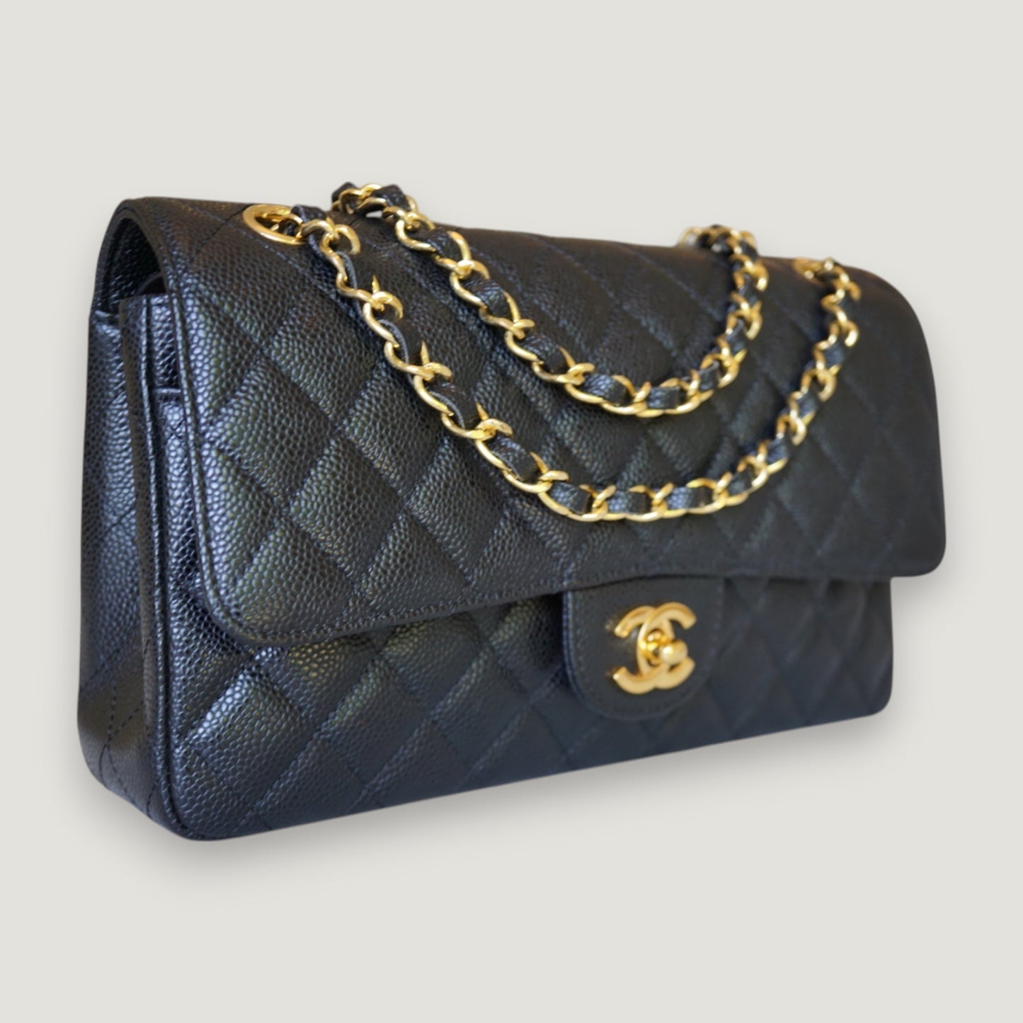 CHANEL CLASSIC MEDIUM BAG