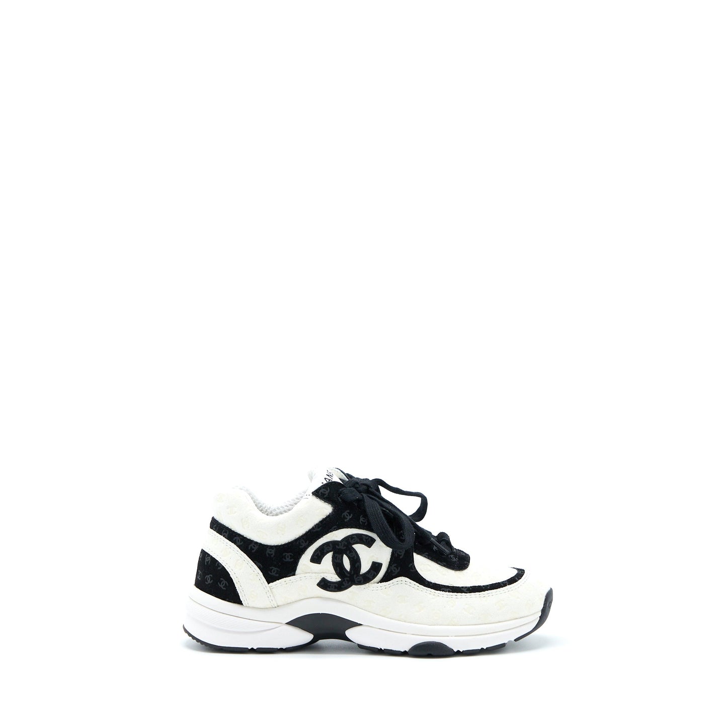 Chanel Size 35 22a Trainers Printed Suede/Calfskin Black/White