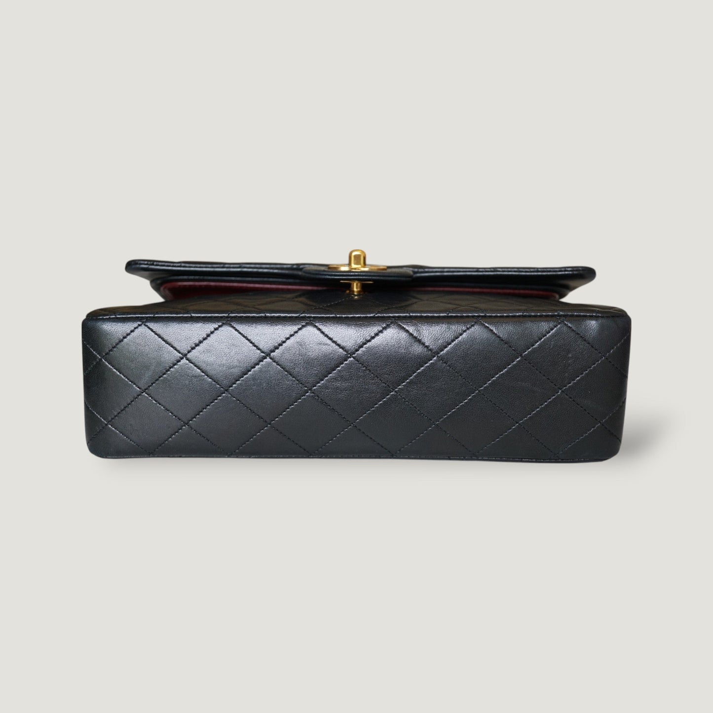 CHANEL CLASSIC MEDIUM BAG
