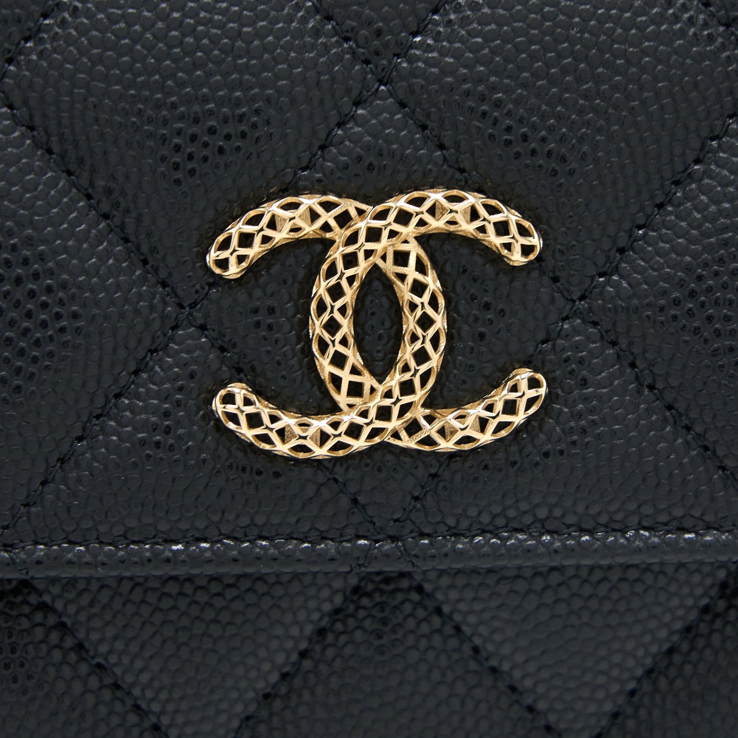 Chanel 23P Detail Logo Flap Holder Caviar Black LGHW (Microchip)