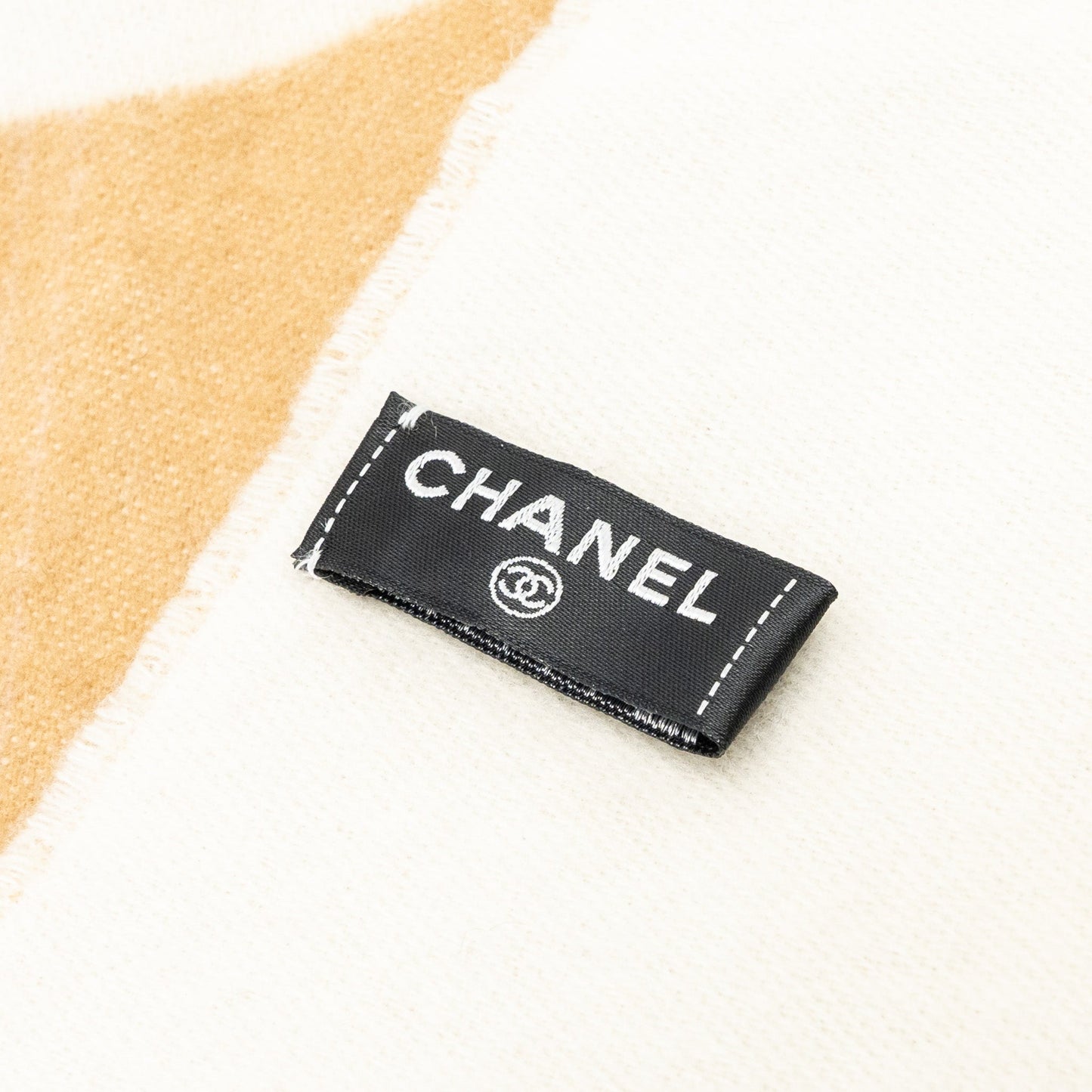 Chanel Cashmere And Wool Multicolour Scarf Pink/ beige/ Cream
