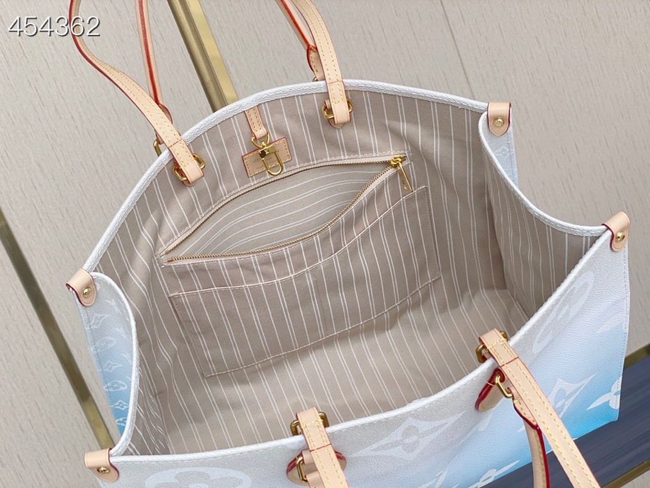 Top Quality Onthego GM Tote Bag Blue For Women 41cm Top Quality M57639
