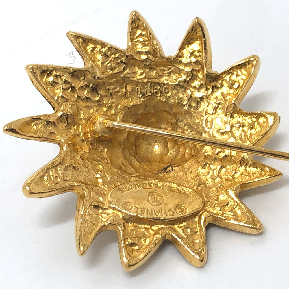 CHANEL Brooch metal gold Lion Women