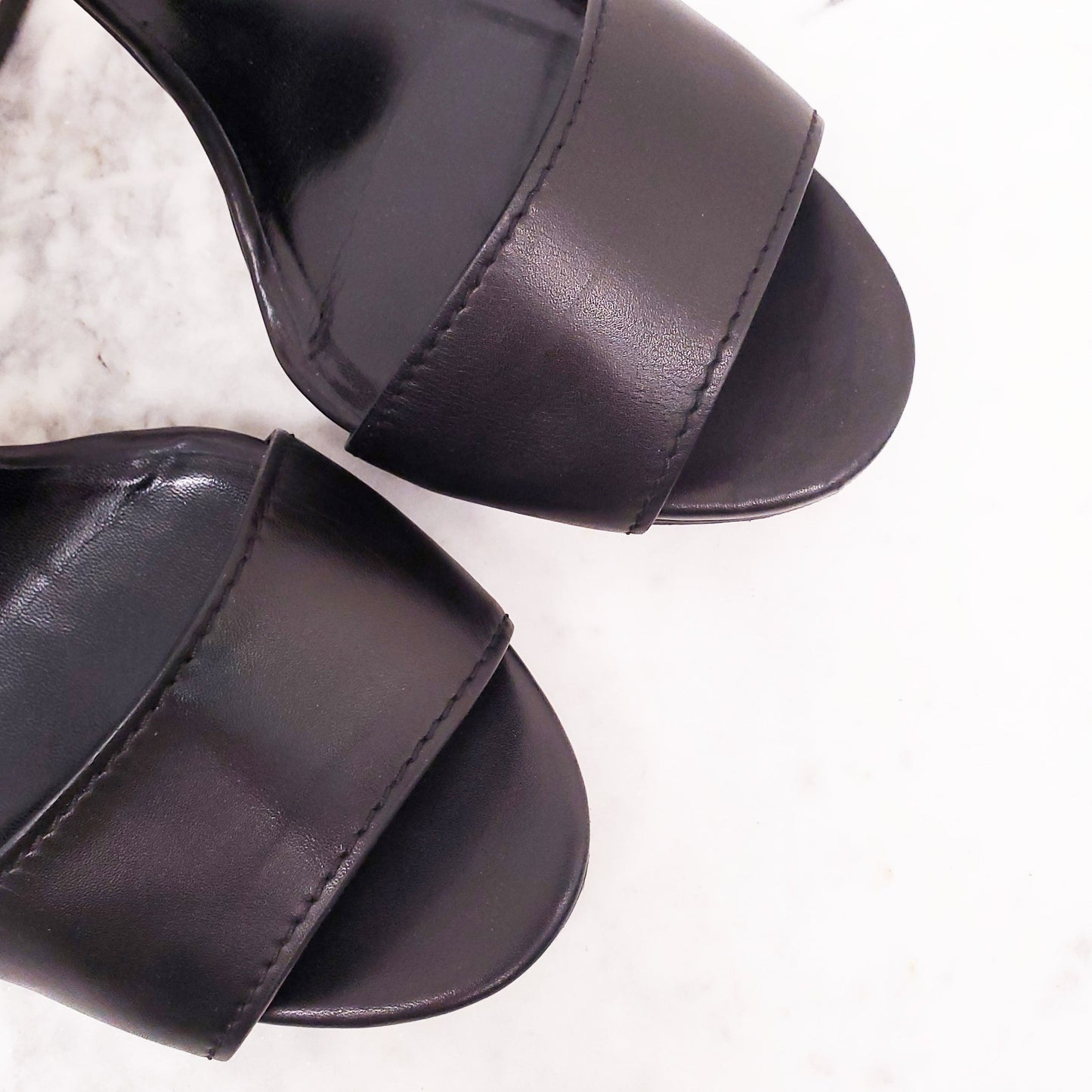 GUCCI BLACK LEATHER PUMPS WITH BAMBOO DETAIL - SIZE 41