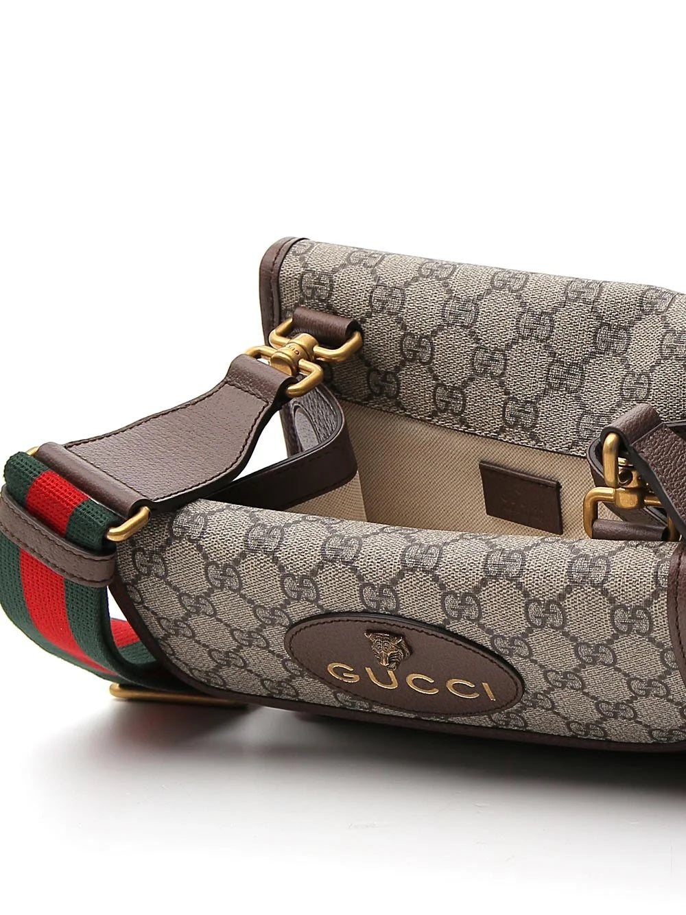 GUCCI GG SUPREME NEO SMALL MESSENGER BAG