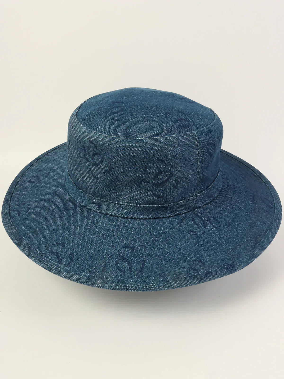 CHANEL 2002 Made Cc Mark Print Denim Hat Indigo