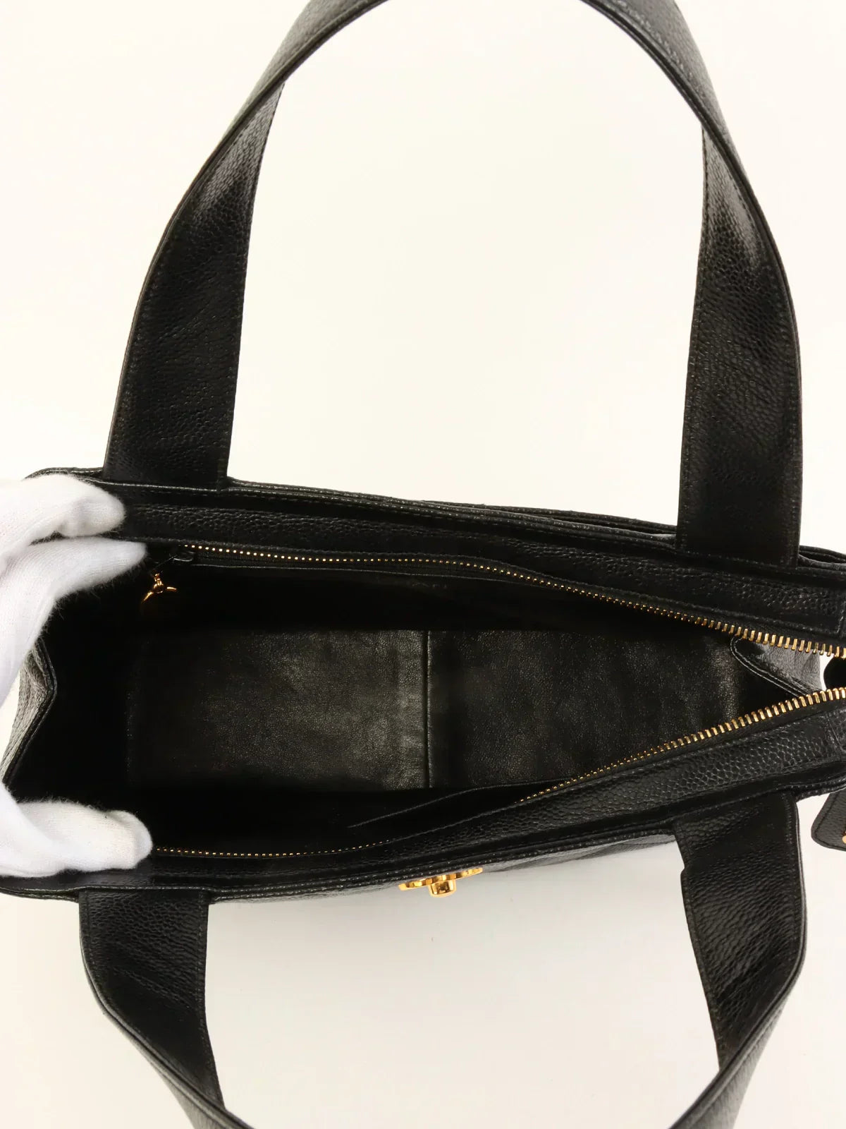 CHANEL Around 1997 Made Turn-Lock Shoulder Bag Black