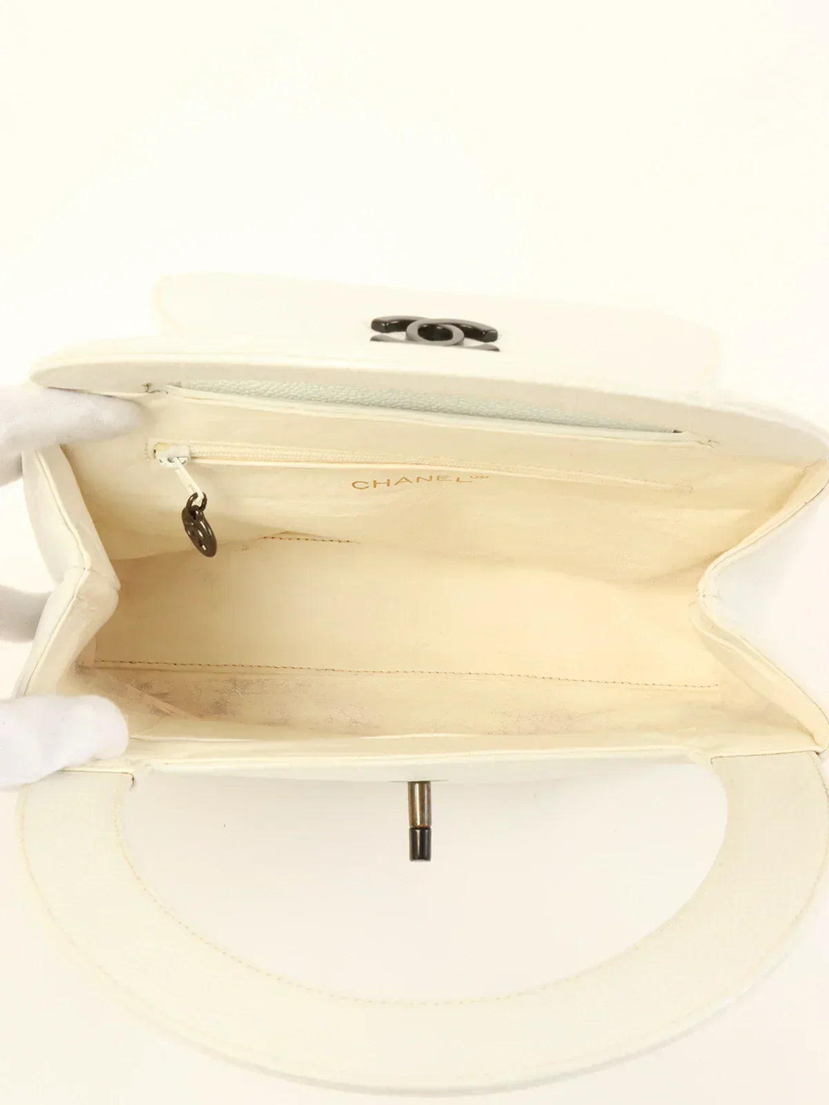 CHANEL Around 1998 Made Caviar Skin Turn-Lock Top Handle Bag White