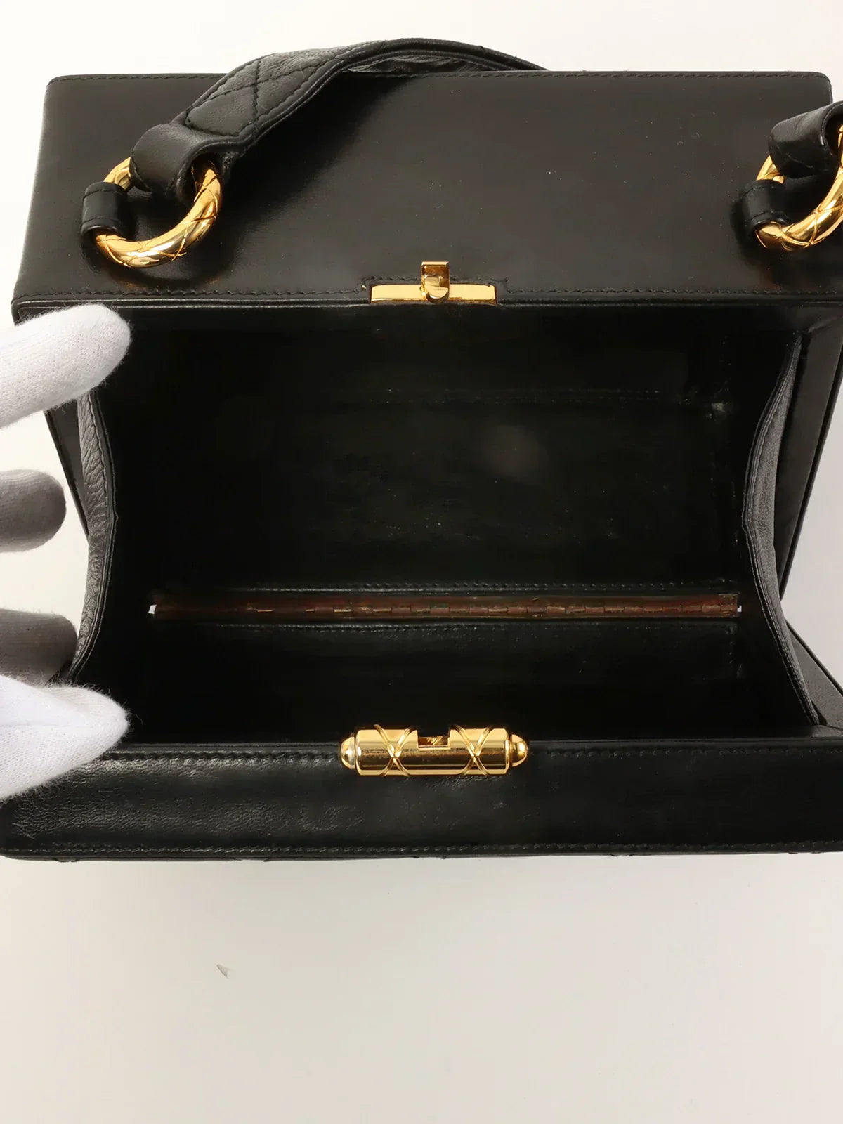 CHANEL Around 1990 Made Cc Mark Stitch Metal Clasp Box Shouder Bag Black