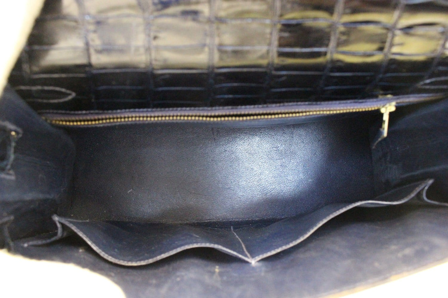 HERMES Kelly Alligator 32 cm Black with Gold Hardware Bag