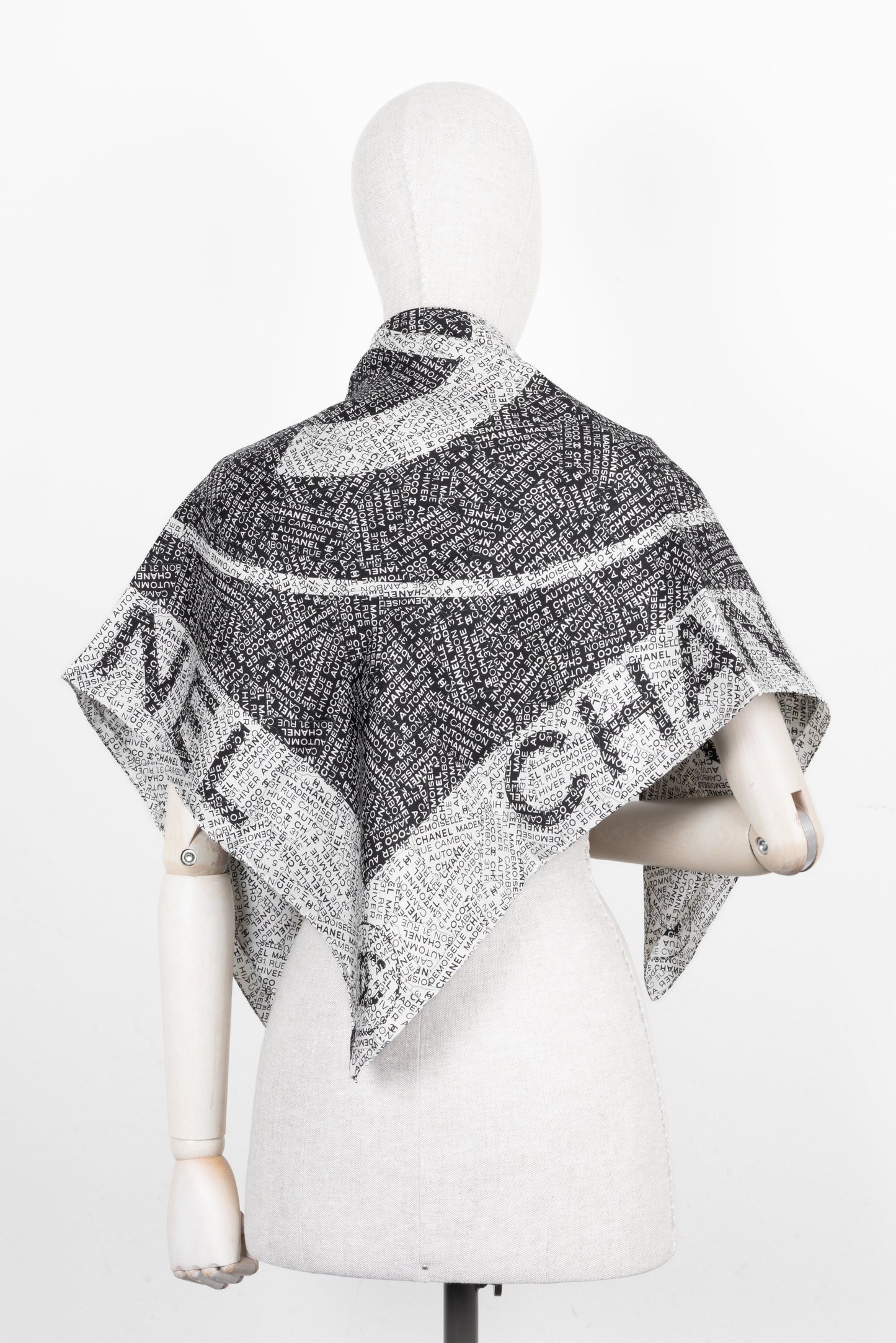 CHANEL CC Scarf Silk Black White
