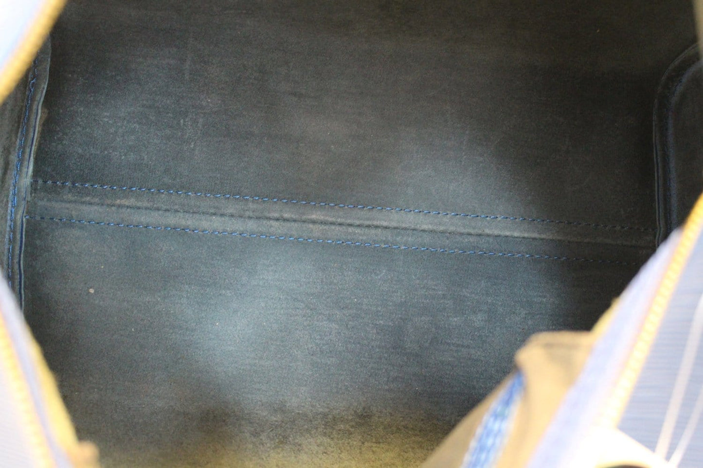 LOUIS VUITTON EPI Leather Blue Speedy 30 Satchel Bag