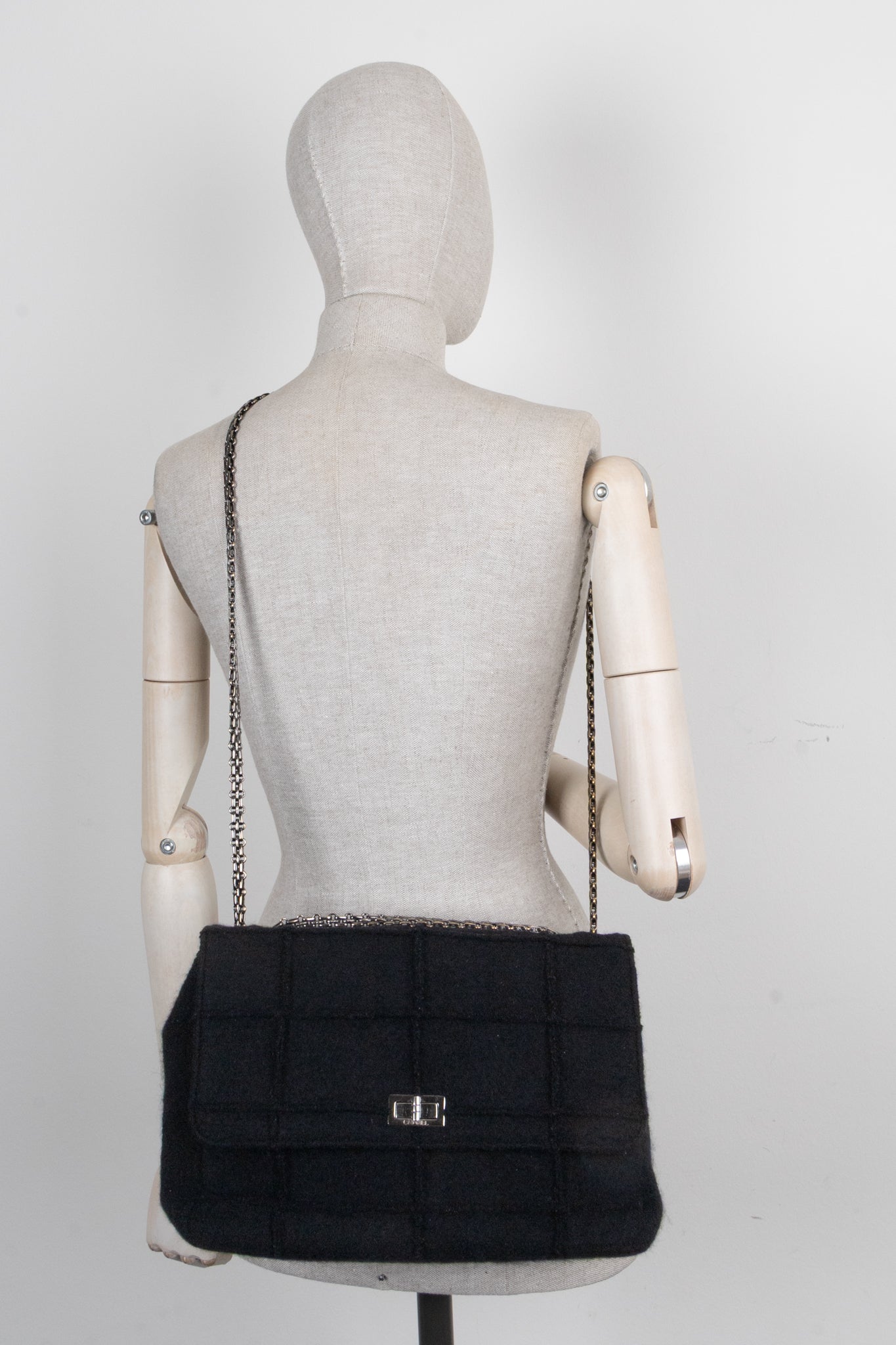CHANEL 2.55 Large Felt Black