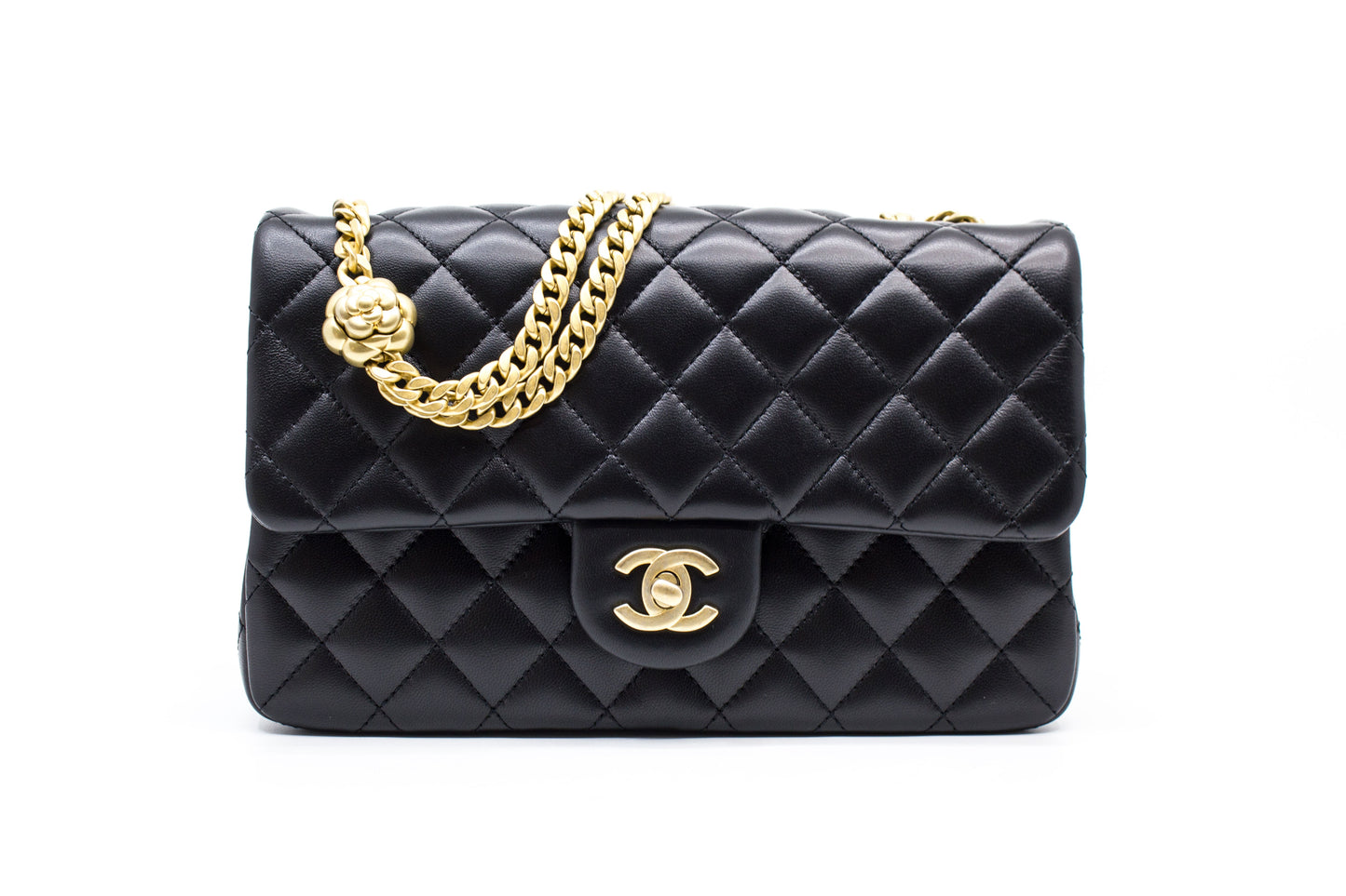Chanel AS B Chanel S Flap Bag Black / Lambskin Shoulder Bags Ghw