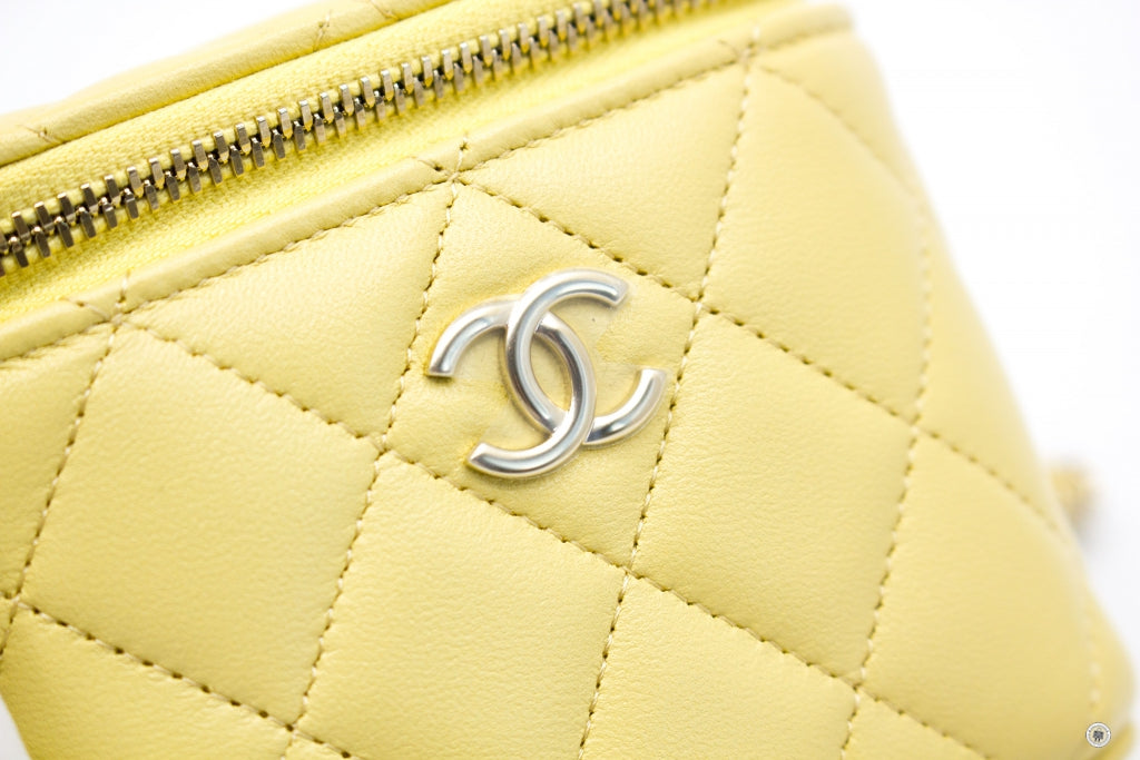 Chanel APB Small Vanity Case Yellow / NG Calfskin Shoulder Bags Ghw
