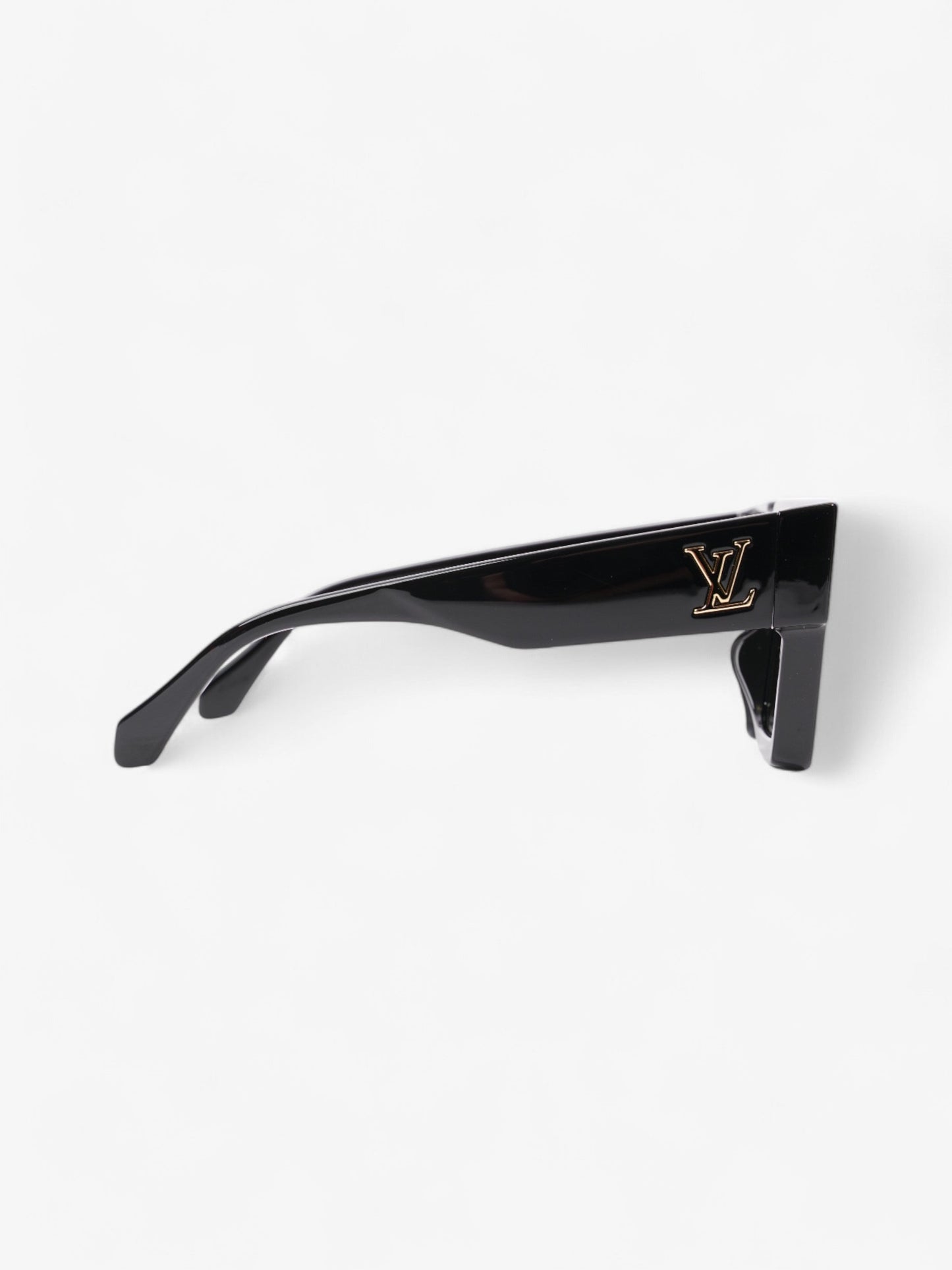 Louis Vuitton Cy Glasses Black / Gold / White Acetate