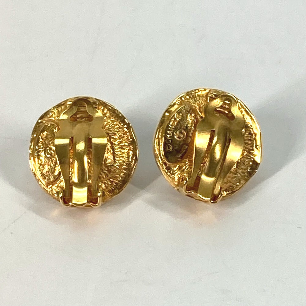 CHANEL Earring metal gold Round logo fake pearl