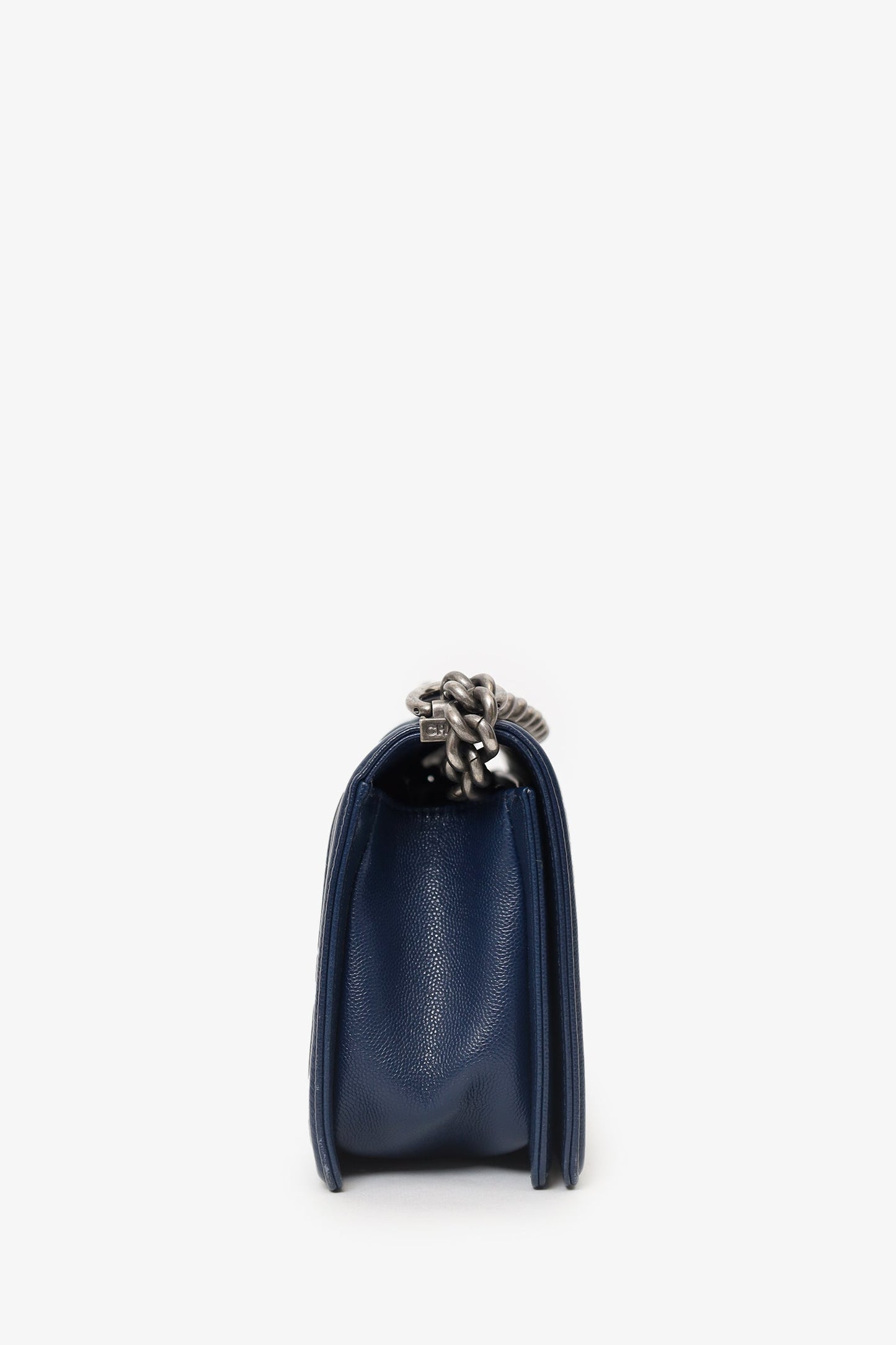 Pre-Loved Chanel™ 2017-18 Navy Caviar Chevron Medium Boy Bag