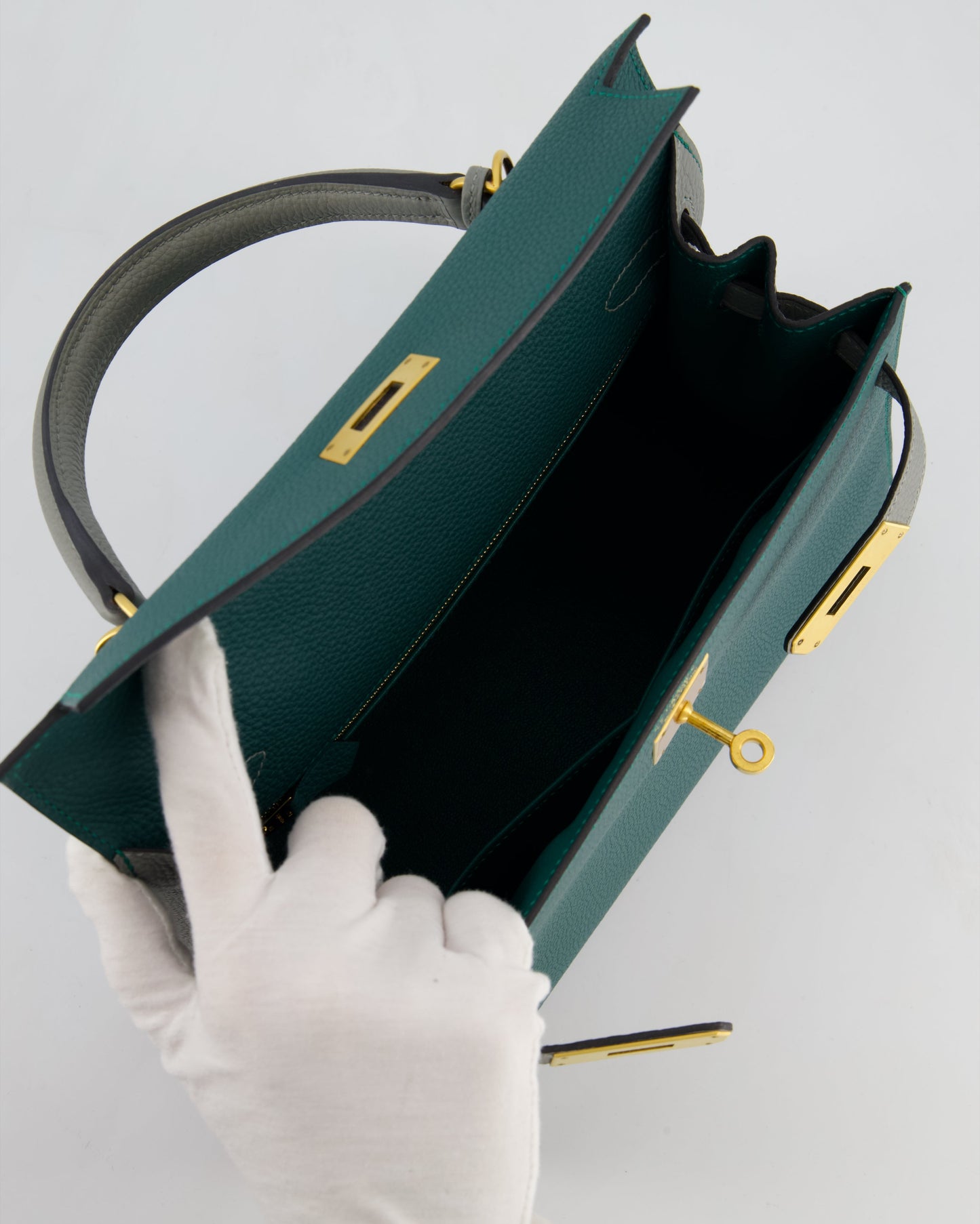 Herm�s HSS Kelly 28 Sellier Bag in Malachite and Gris Mouette Togo Leather with Brushed Gold Hardware