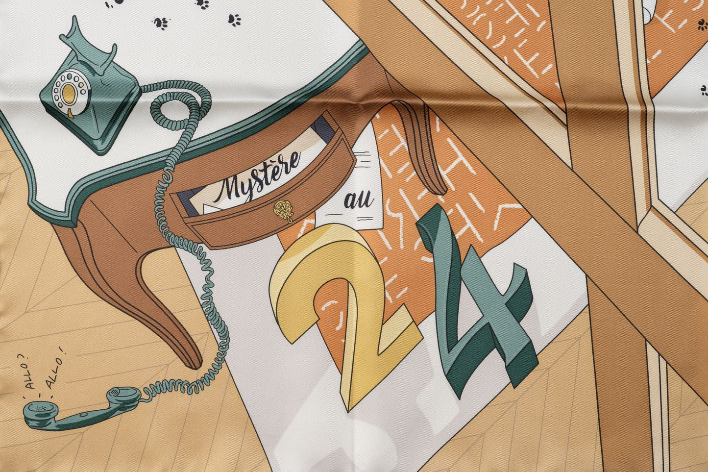 Hermes New âœMystère au 24✠Silk Scarf