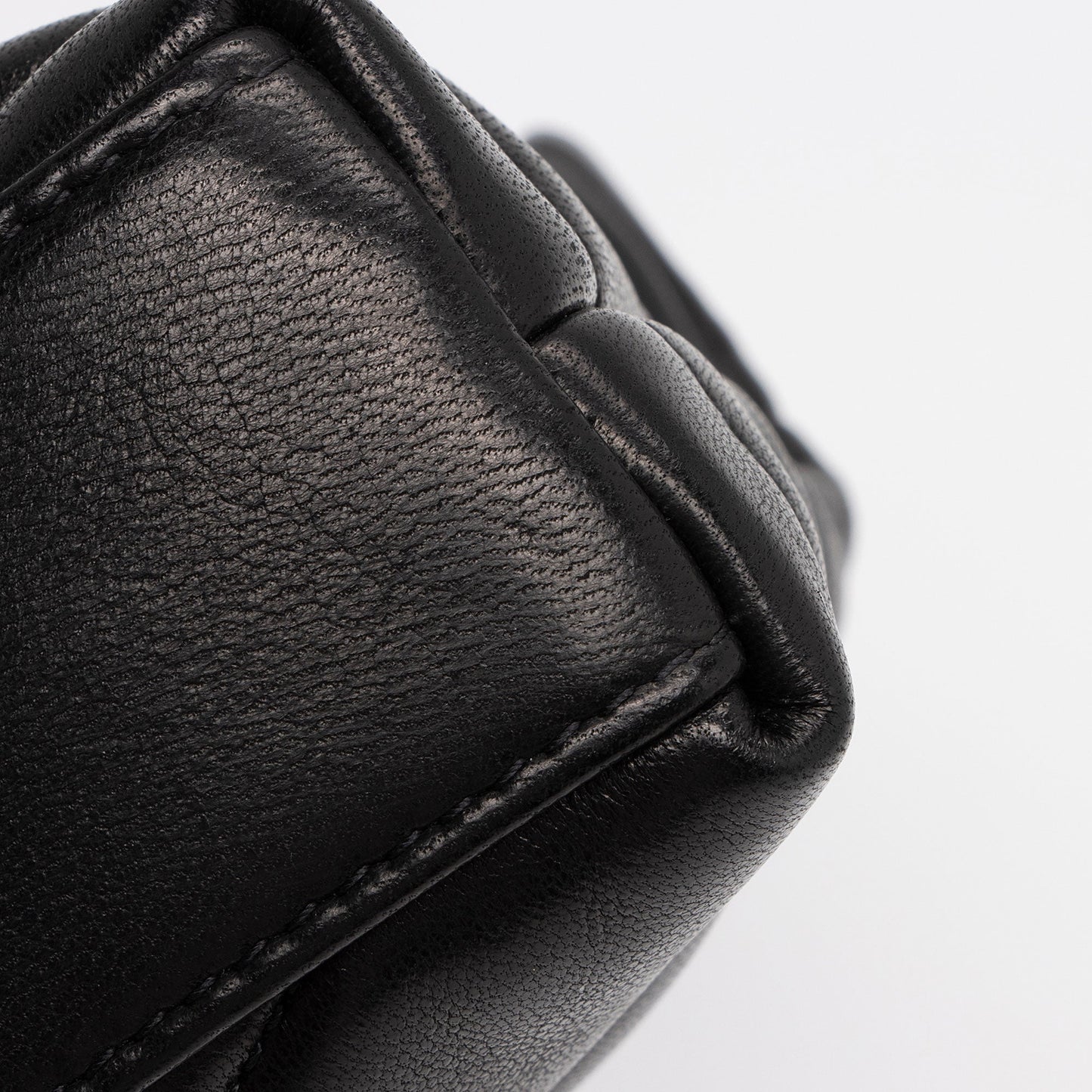 Saint Laurent Lambskin Monogram Puffer LouLou Small Clutch mMsAcC