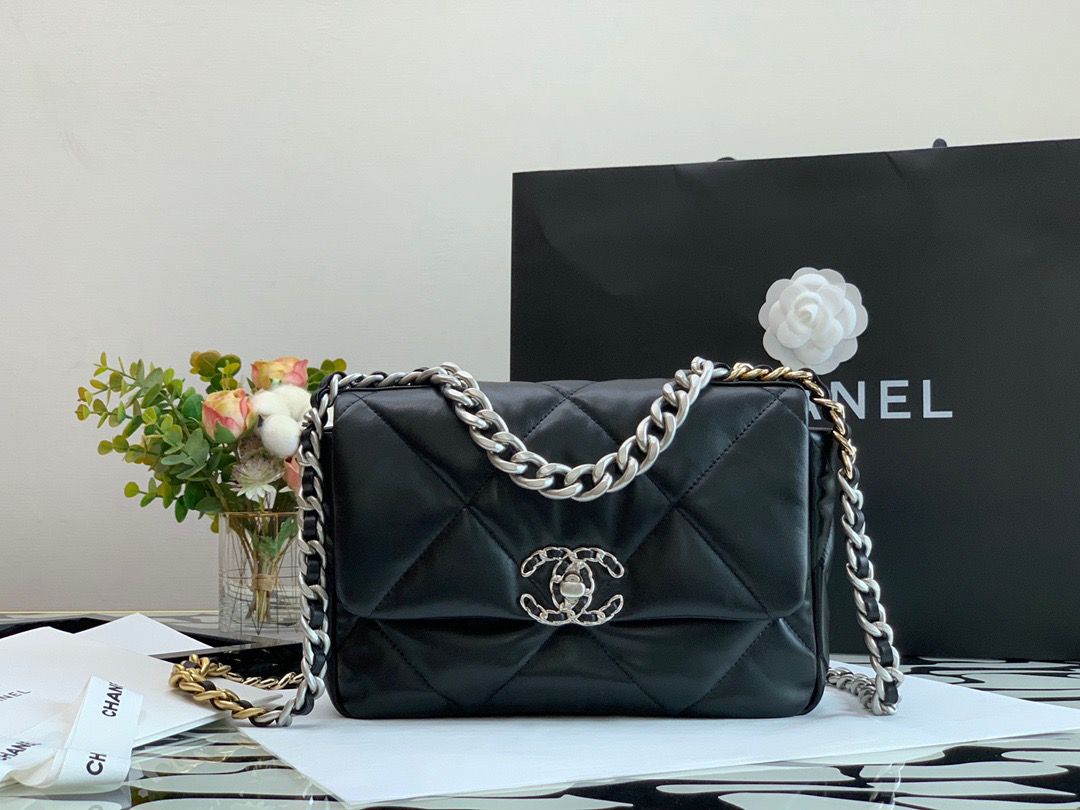 CHL Classic Flap Bag Black For Women 10in/26cm