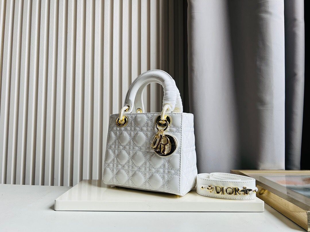 Top Quality Small Lady Bag Gold Toned Hardware Patent White For Women 20cm/8in CD