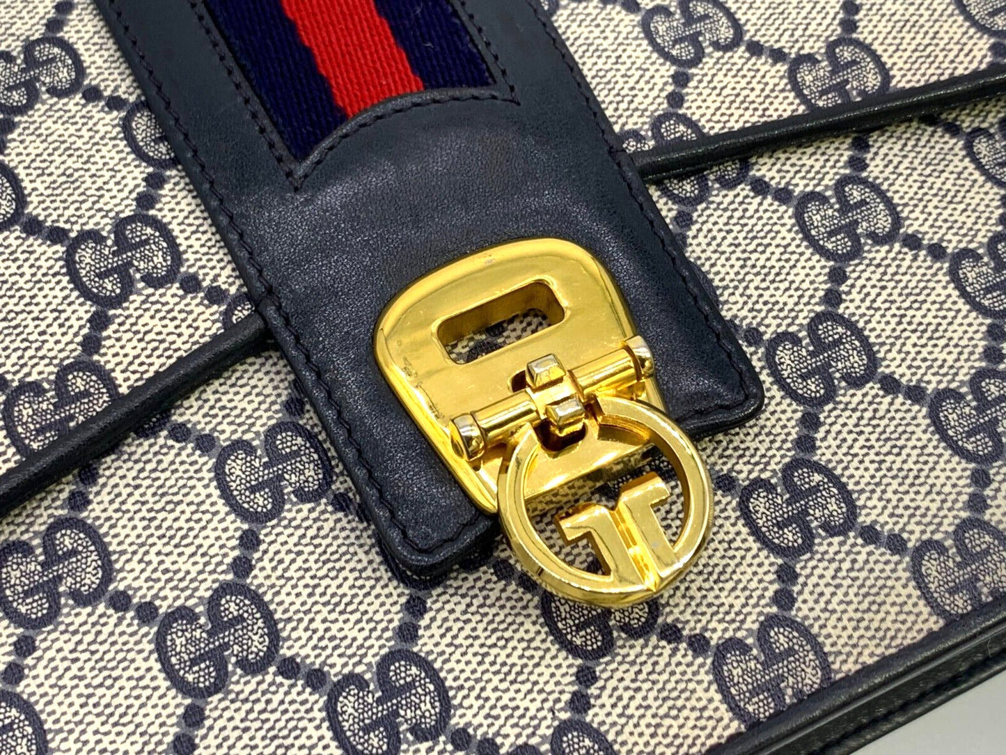 Gucci Bag Shoulder Handbag Purse