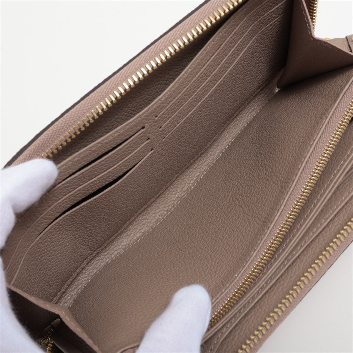 Louis Vuitton Bi-Color Monogram Emplant Zippie Wallet M69794 Turtle Cream Round Zip Wallet