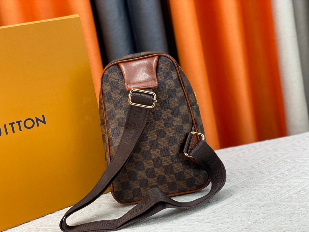 New 1:1 rep Lux Bags LUV 892