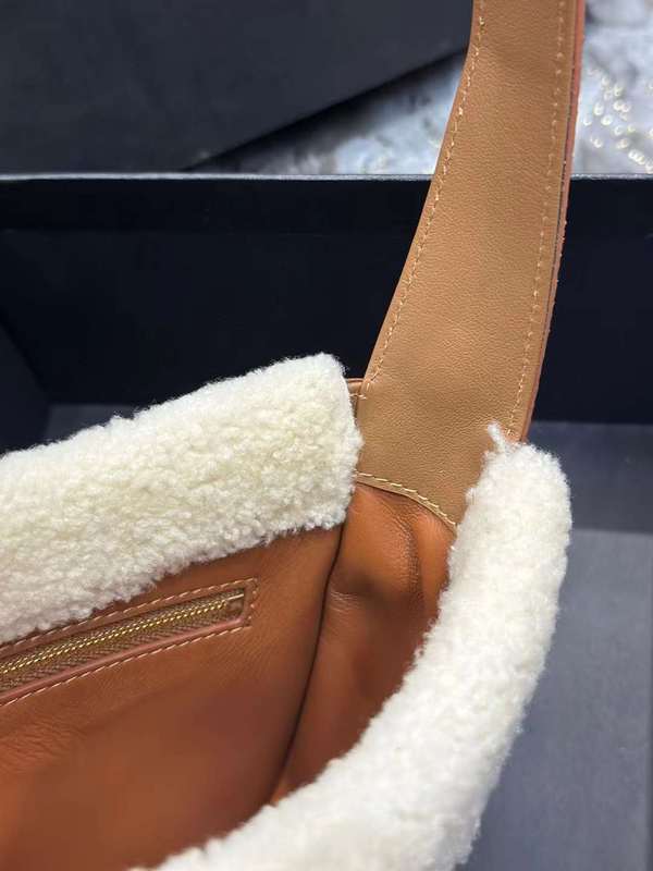 Yves Saint Laurent - Bags - The Elite Bags 539
