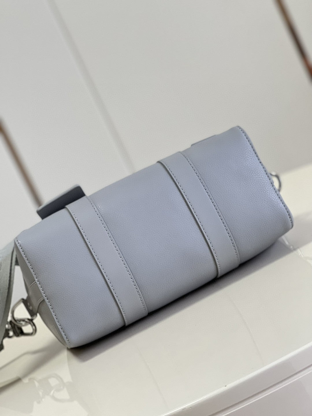 Top Quality City Keepall Grey Aerogram For Women, WoBags, Crossbody Bags 10.6in/27cm Top Quality M59328