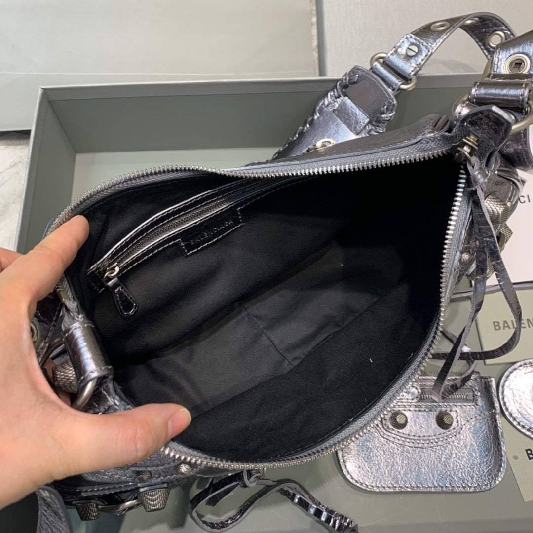 Top Quality Le Cagole XS Shoulder Bag In Sliver, For Women, Bags 13in/33cm