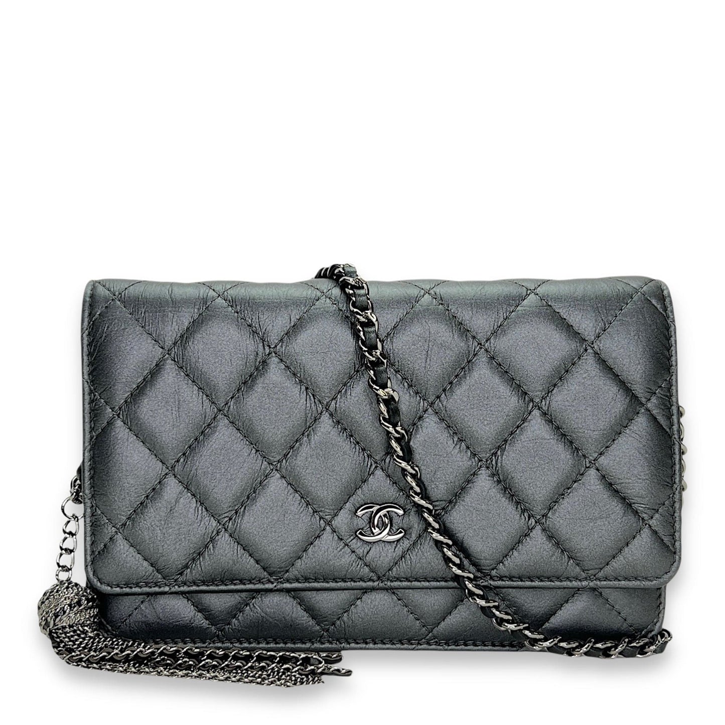 Chanel Classic Wallet on chain in Calfskin, Gunmetal Hardware S2407315VZ