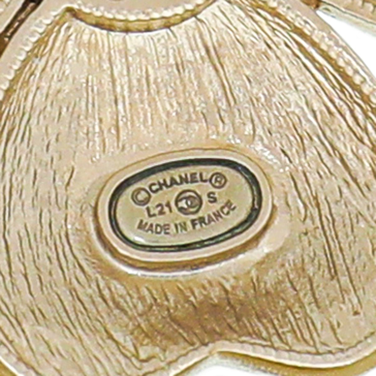 Chanel Beige CC Flower Crystal Enamel Hearts Brooch