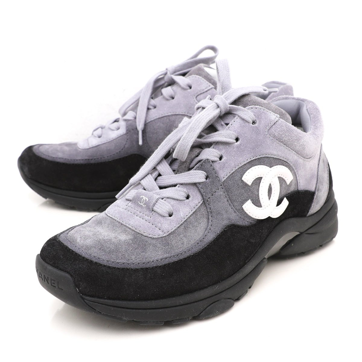 Chanel Bicolor CC Suede Low Top Trainer Sneakers 39