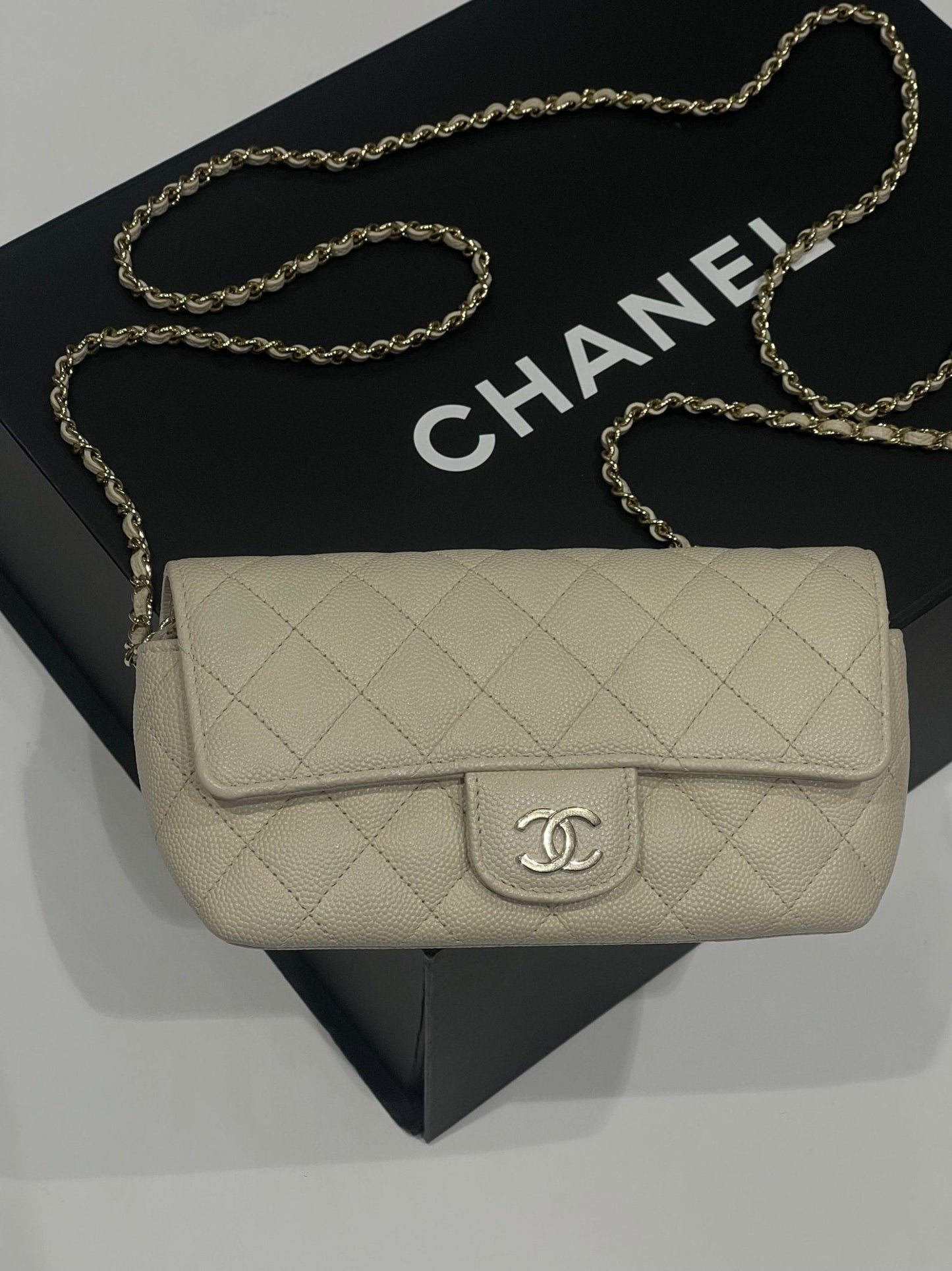 Chanel - Mini sac classique ivoire
