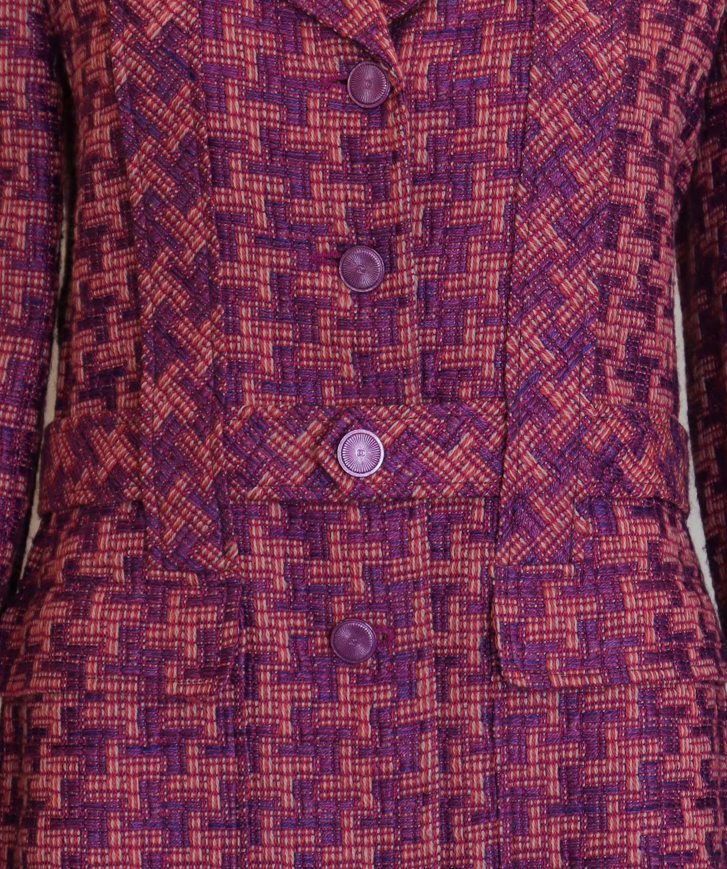CHANEL 2001 Fuchsia Houndstooth Tweed Jacket DXBS2942