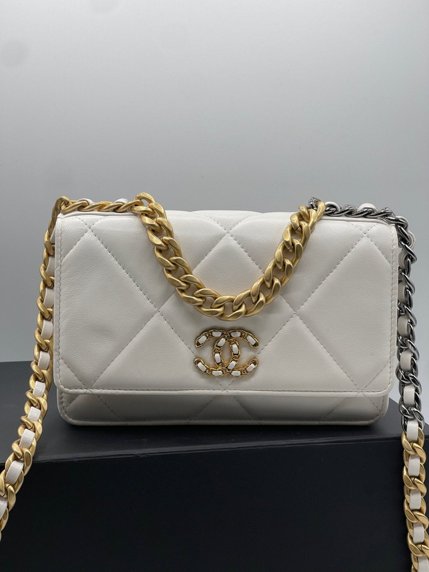 Chanel - Sac wallet on chain 19 blanc