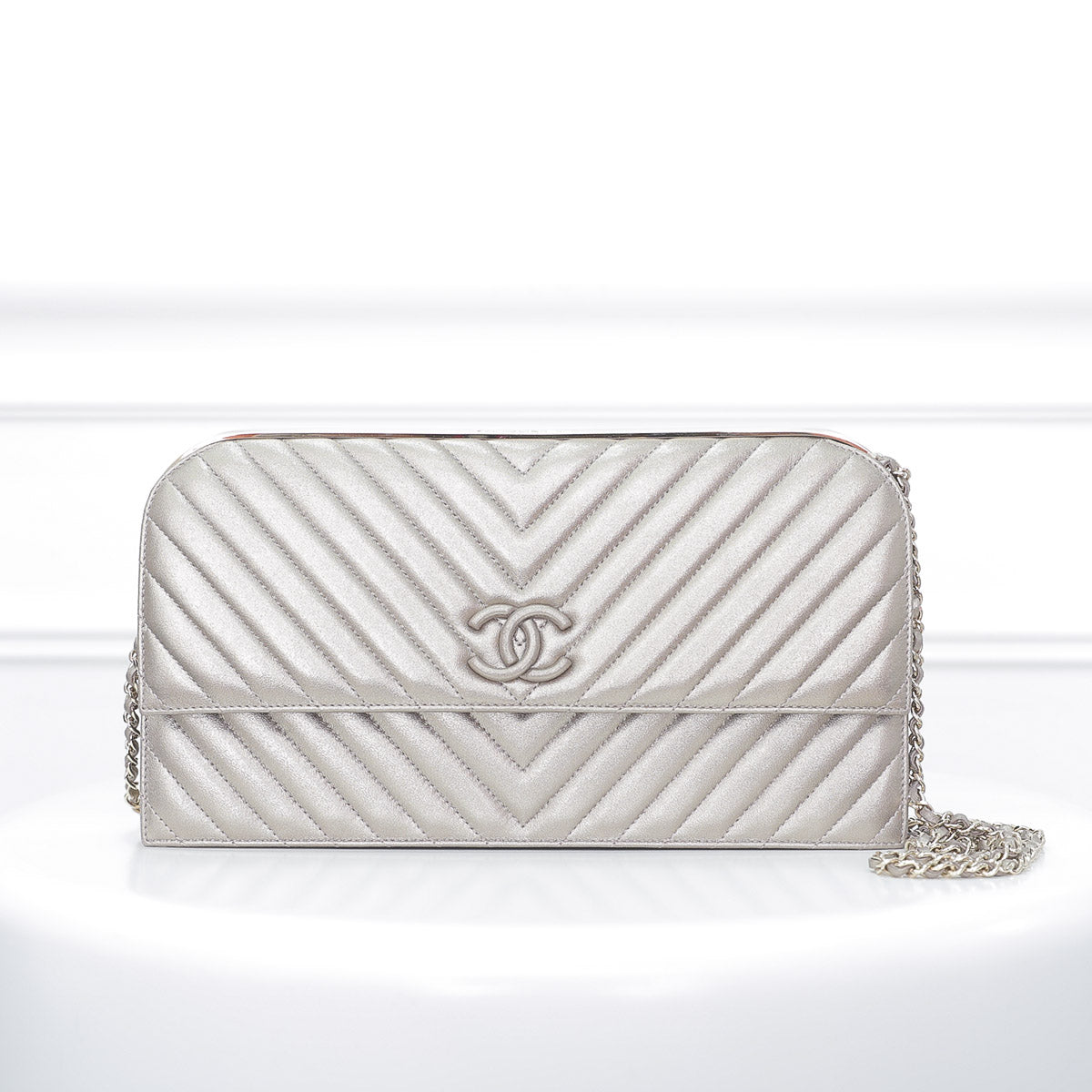 Chanel Gold Metallic CC Chevron Chain Clutch