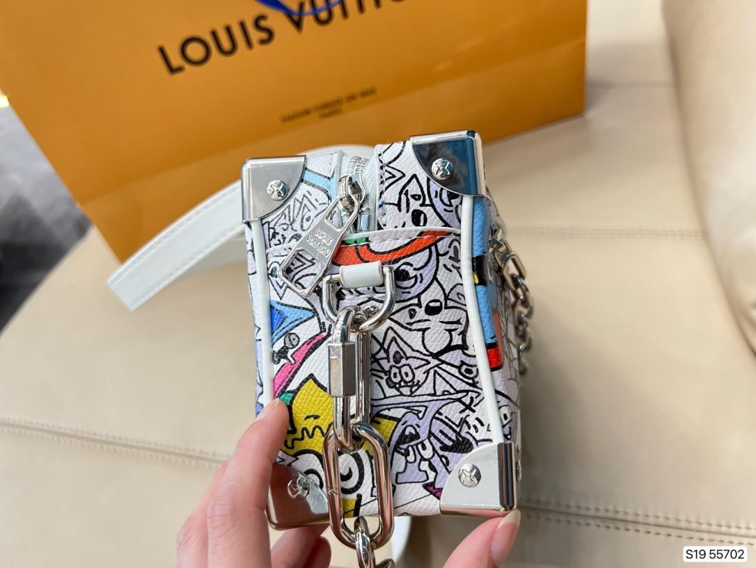 EN - New 1:1 rep Lux Bags LUV 559